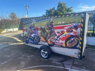 Remolque cerrado motos/karts