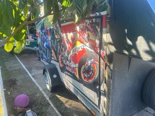 Remolque cerrado motos/karts