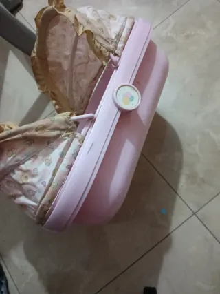 Culletta per bambola rosa