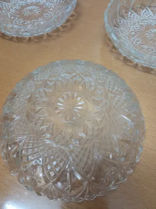 Juego 5 cuencos de vidrio labrado