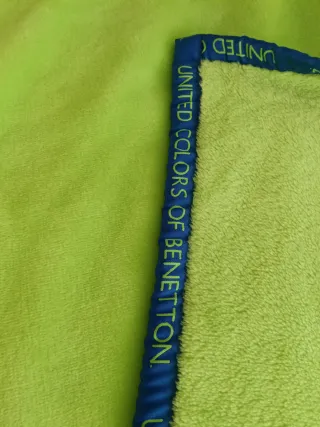 Manta Benetton verde