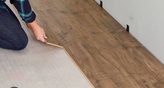 Tarima flotante madera Montajes