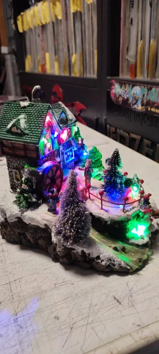 Casa de Navidad con Luces,Sonido y movimiento