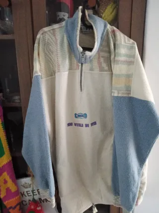 Sudadera vintage patchwork beige y azul unisex