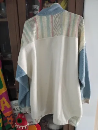 Sudadera vintage patchwork beige y azul unisex