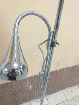 Lámpara de pie moderna