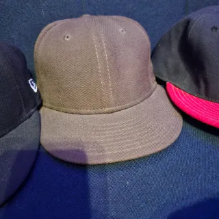 New Era Cappelli Stock
