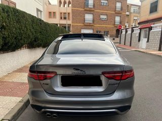 Jaguar XE 2023