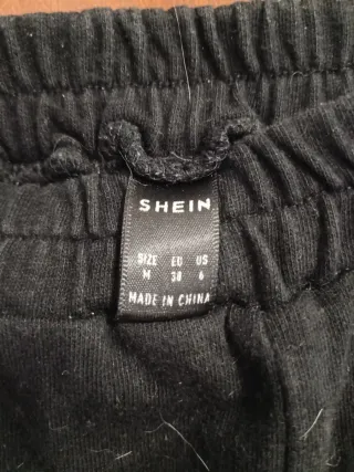 Bermudas Sheim Mujer Negras