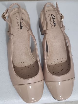 Zapato Clarks Tacón Bajo Beige Combinado