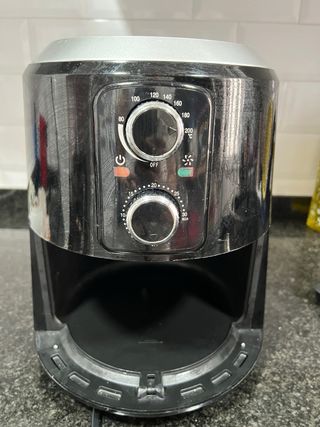 Freidora de Aire marca Mandine