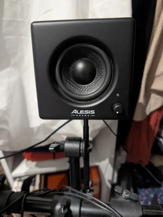 Alesis Nitro Amp - Monitor Batería Electrónica