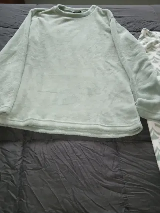 Pijama Invierno Verde y Blanco