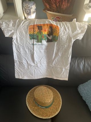 Camiseta y sombrero Alhambra