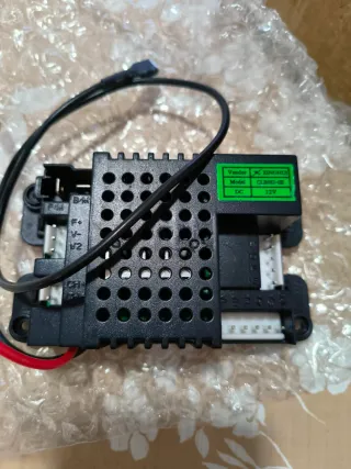 Receptor coche eléctrico radiocontrol CLB0844D