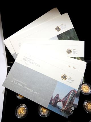 14 Monedas Plata Aniversario Libra 2008