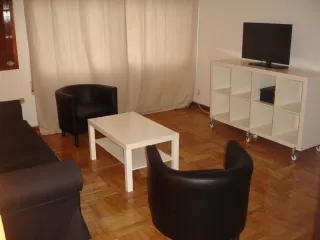 Alquiler piso para ver eclipse en Oviedo.