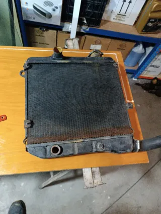 Radiador y electro Seat 127