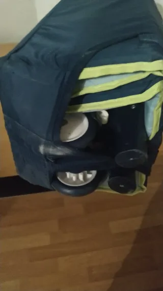 Cuna de viaje plegable