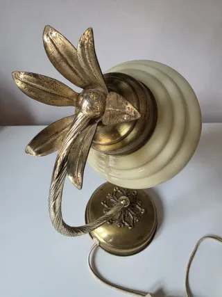 Lampada retrò da comodino