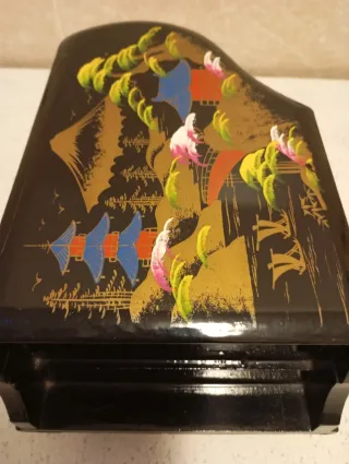 Portagioie antico pianoforte ballerina con carion