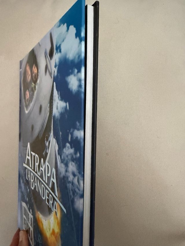 Atrapa la bandera. Libro de la película