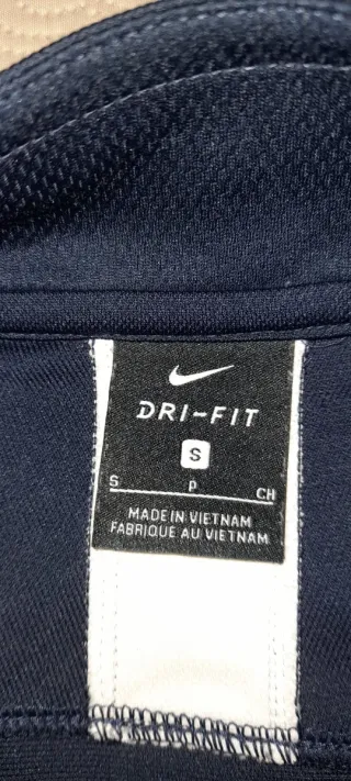 Chaqueta Deportiva Nike Azul y Blanca