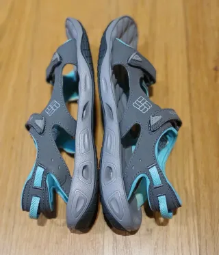 Sandalias Columbia. Talla 41. Gris/Azul