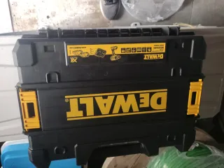 Taladro Dewalt bateria