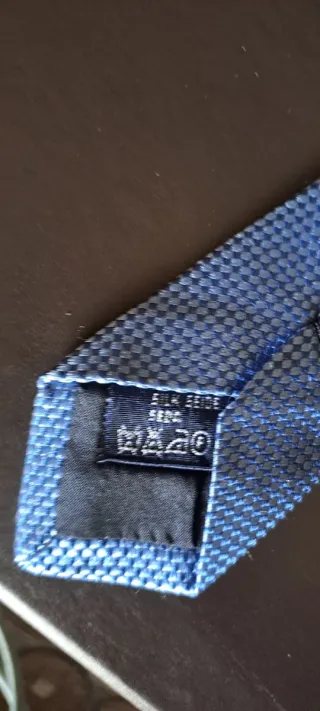 Corbata Burberry Seda Azul Plateado
