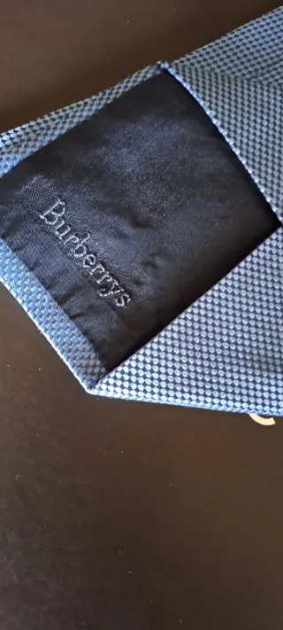 Corbata Burberry Seda Azul Plateado