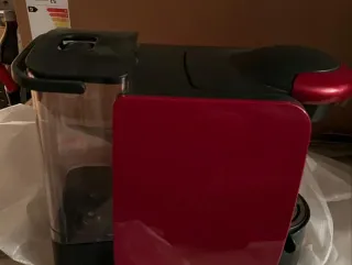 Cafetera Bosch Tassimo Roja