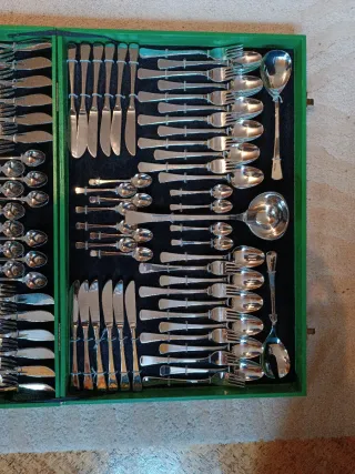 Cubertería Dalia Completa en Maletín