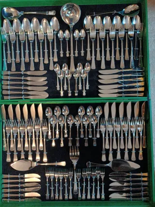 Cubertería Dalia Completa en Maletín