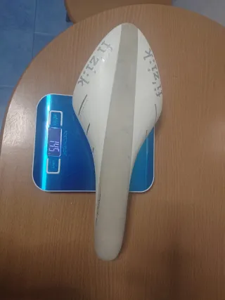 Sillín Fizik Carbono Alta Gama