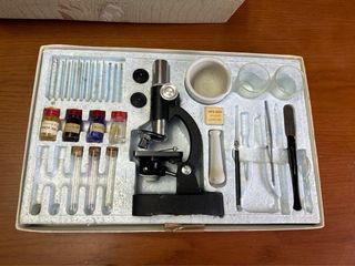 ANTIGUO JUEGO DE MICROSCOPIO ORIGINAL AÑOS 60