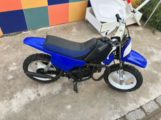 Moto de Cross Yamaha Azul
