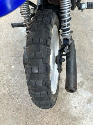 Moto de Cross Yamaha Azul