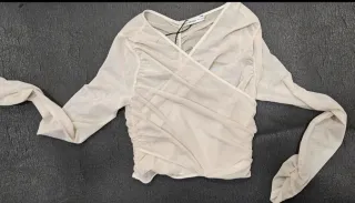 Top tul manga larga beige talla única