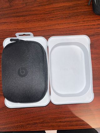 Beats Solo 4 Azul - Nuevos Sellados