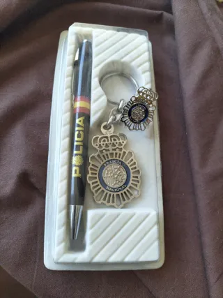 Lote Policía Nacional UIP -Pin Bolígrafo y Llavero