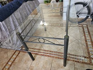 Mesa Comedor Cristal y Metal Negra