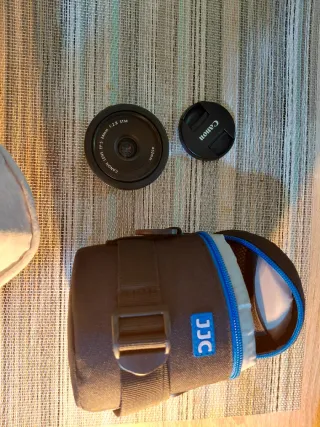 Objetivo Canon EF-S 24mm f/2.8 STM