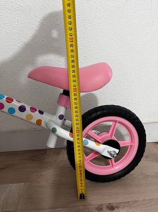 Bicicleta de equilibrio infantil rosa
