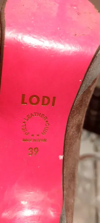 Zapatos de tacón Lodi grises con un toque de azul