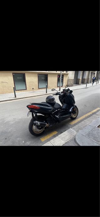 Yamaha XMAX 125 Tech MAX 2023