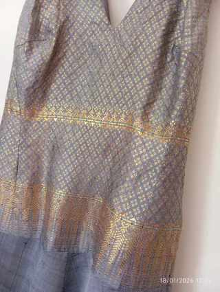 Abito elegante vintage oro e grigio carnevale