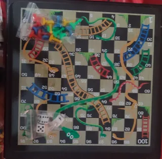 Caja de Juegos 10 en 1 Pavilion