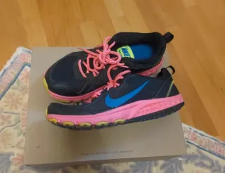 Scarpe Nike Wild Trail nere e rosa