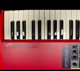 NORD ELECTRO 2 + funda